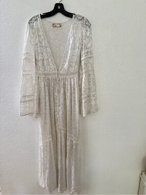 Lace Maxi Dress in Ivory